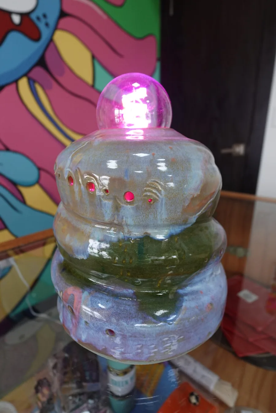 "I'm a hot mess" ceramic table lamp